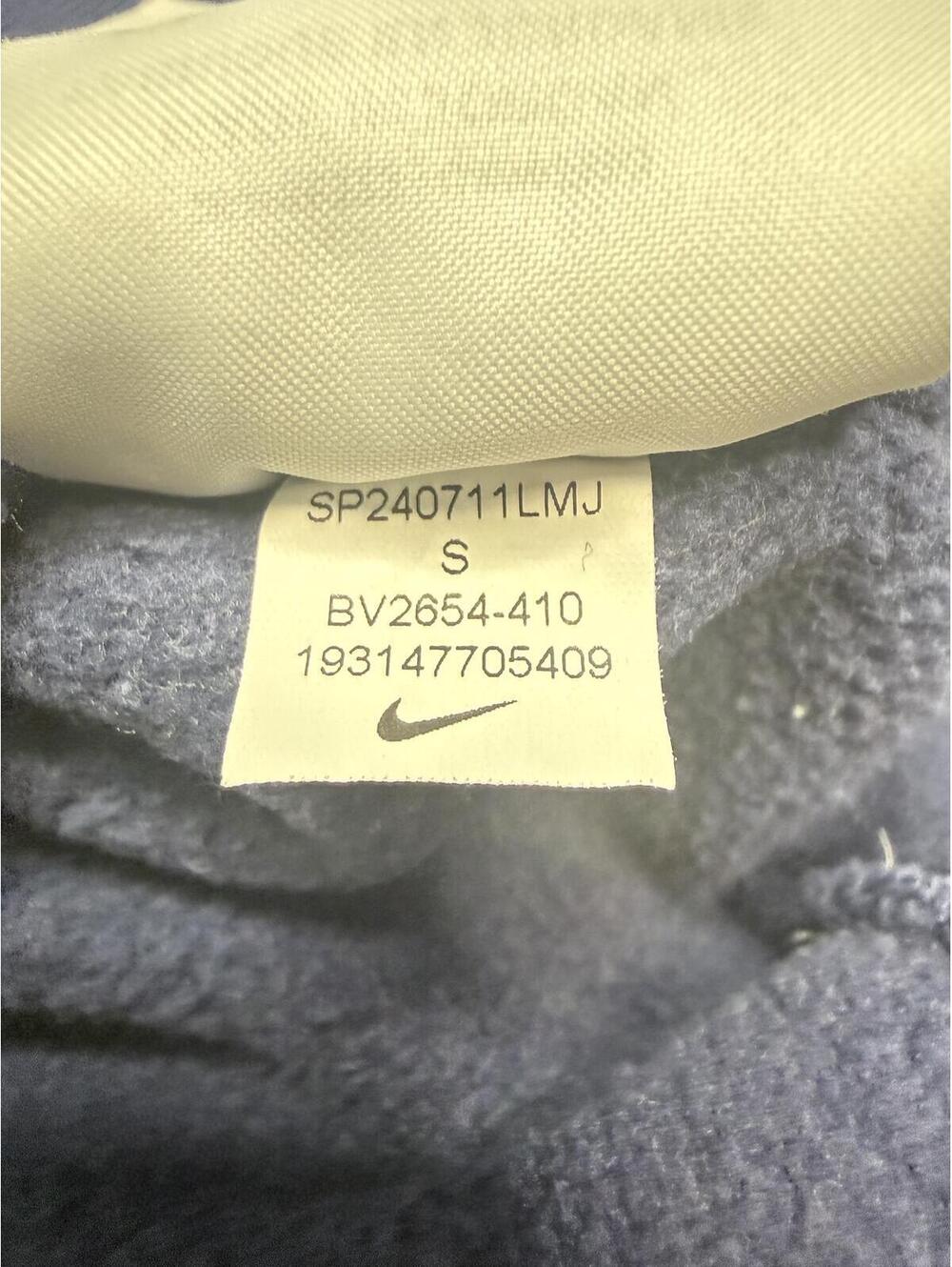 Nike Navy Blue Pullover Hoodie with Logo - Picture 10 of 10